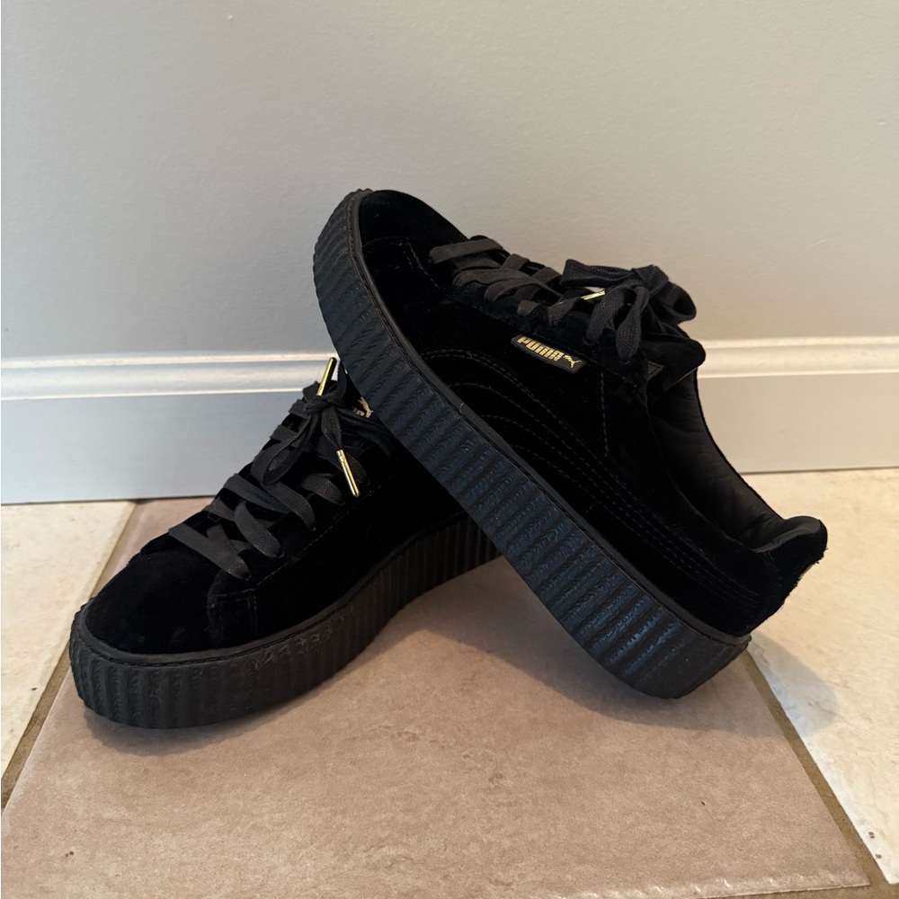 Puma x Fenty by Rhianna Black Velvet Platform Sneakers - Size: 8.5